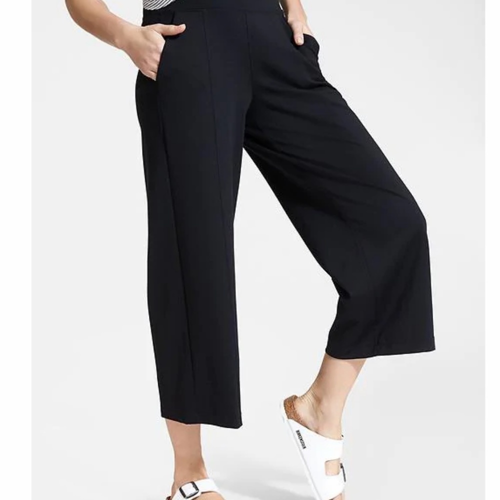 NWOT Athleta Globetrotter Ankle Crop (Size Down)
